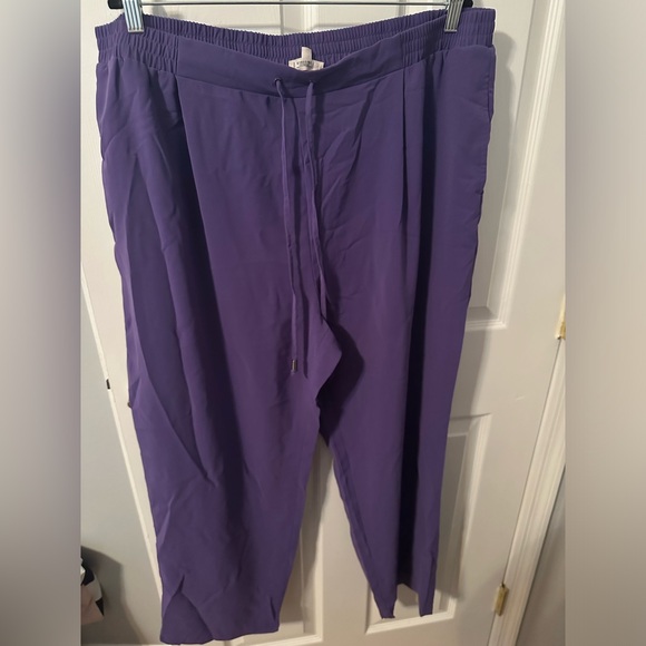 Plus size purple wide leg pants - Picture 1 of 4